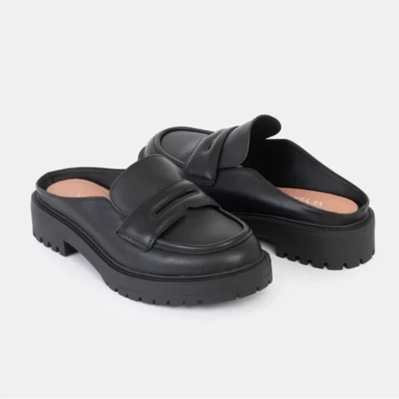 WYDR Studios Alex Lug Loafer Mile - Black, 9WW (Extra Wide) - New in Box - Picture 4 of 8